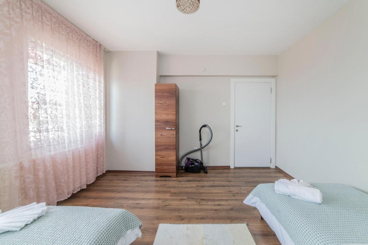 Centrally Located 2 Bedroom Apt With Netflix Бурса Экстерьер фото