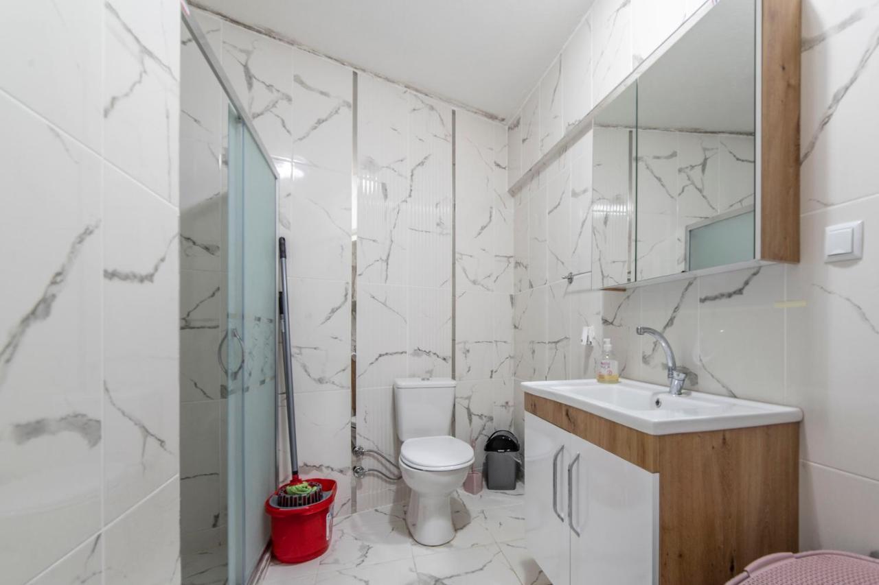 Centrally Located 2 Bedroom Apt With Netflix Бурса Экстерьер фото